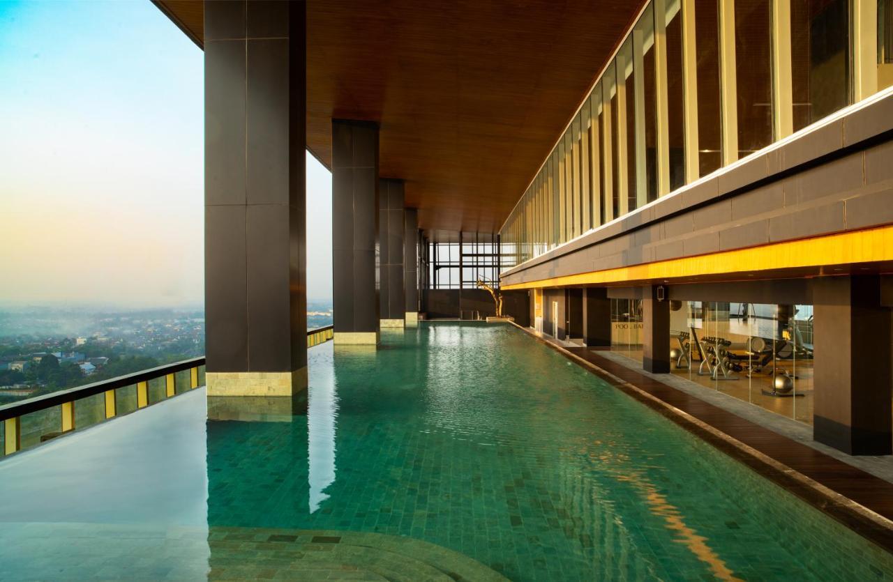Trembesi Hotel 塞尔蓬 外观 照片