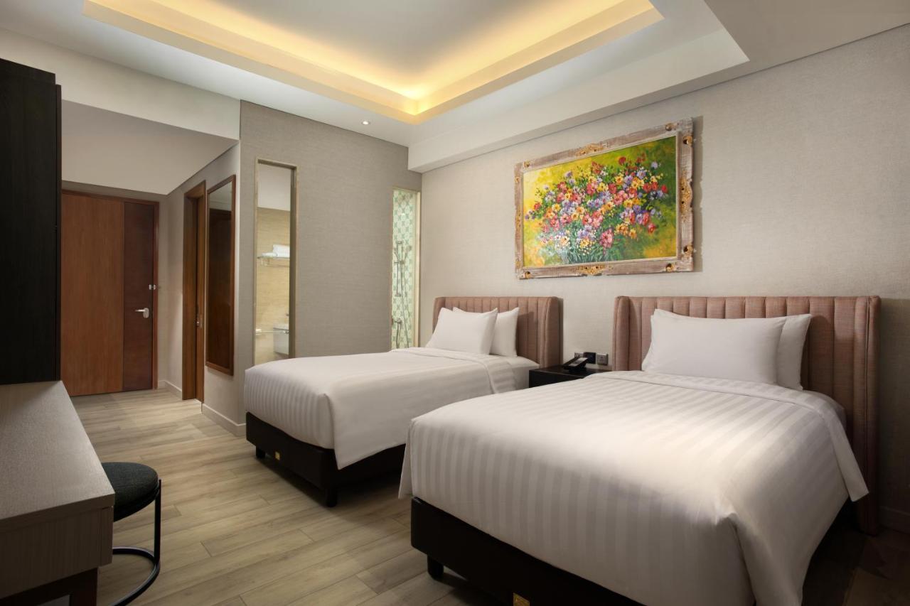 Trembesi Hotel 塞尔蓬 外观 照片