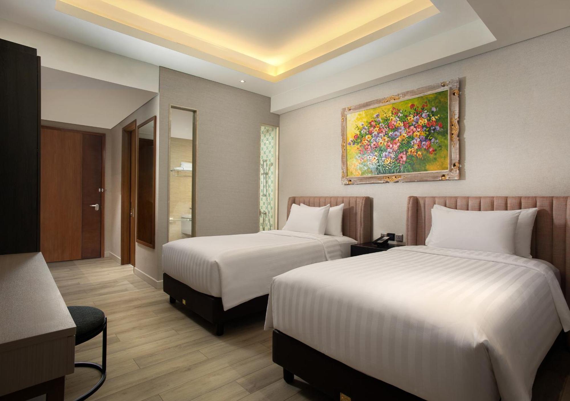 Trembesi Hotel 塞尔蓬 外观 照片