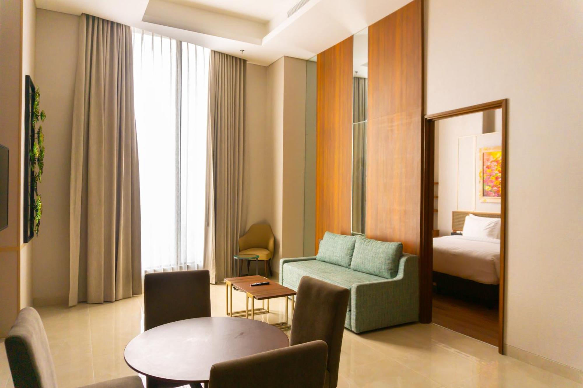 Trembesi Hotel 塞尔蓬 外观 照片