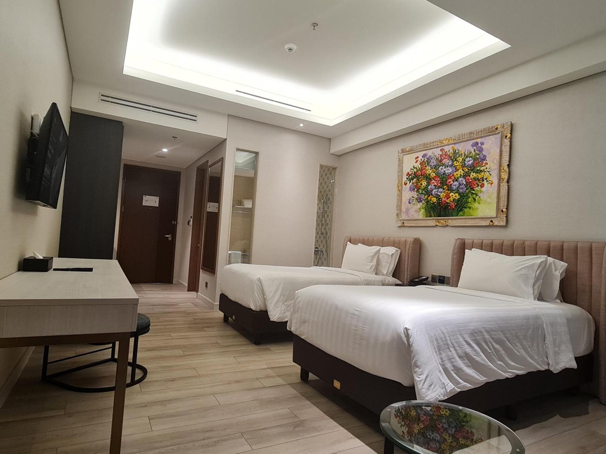 Trembesi Hotel 塞尔蓬 外观 照片