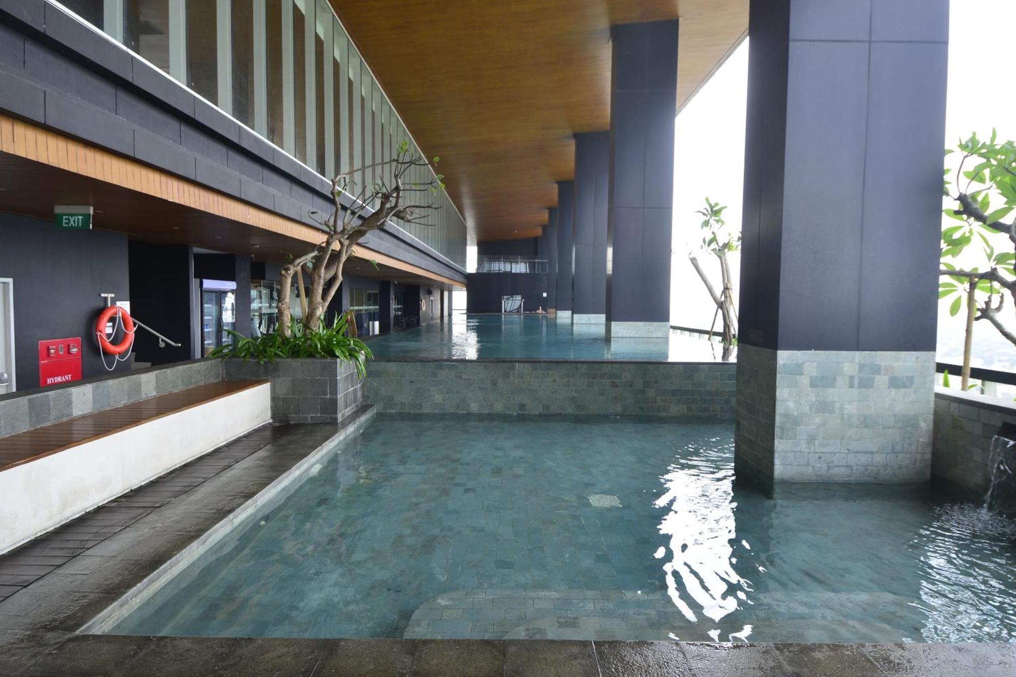 Trembesi Hotel 塞尔蓬 外观 照片